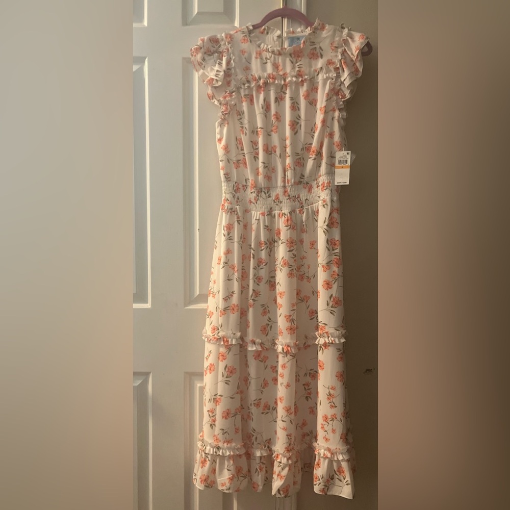 Long Flower Flowy Dress Sz Small NWT